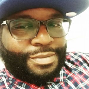 Meet your Posher, Eric